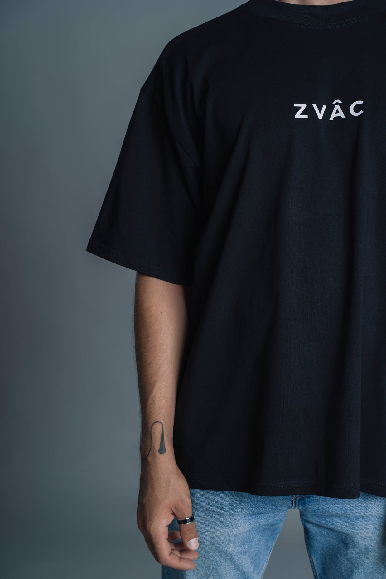 ZVÂC | Tricou OVERSIZED | WORDROBE